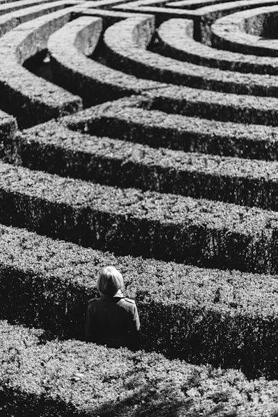izgubljen — lost