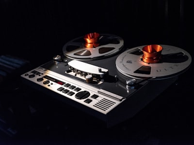grabadora — Tape recorder