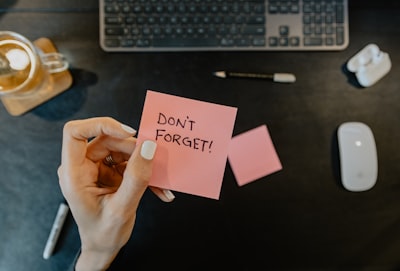 напоминание — reminder