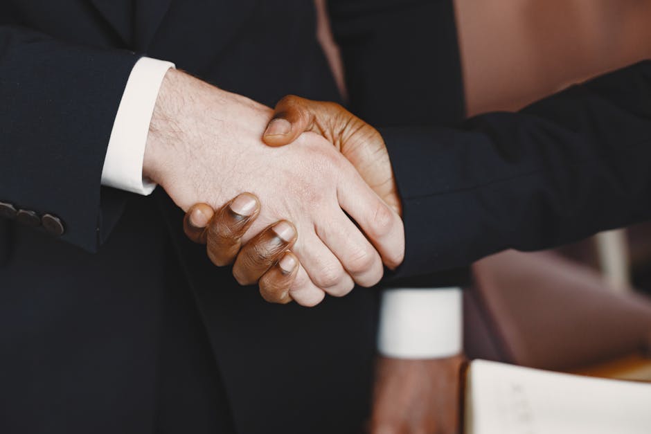 прийти к соглашению — reach an agreement
