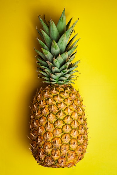 ананас — Pineapple