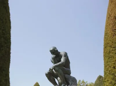 domišljati — devise