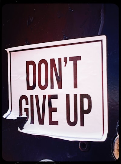 «don't have to» значит «не обязательно» — Don't have to do isn't necessary